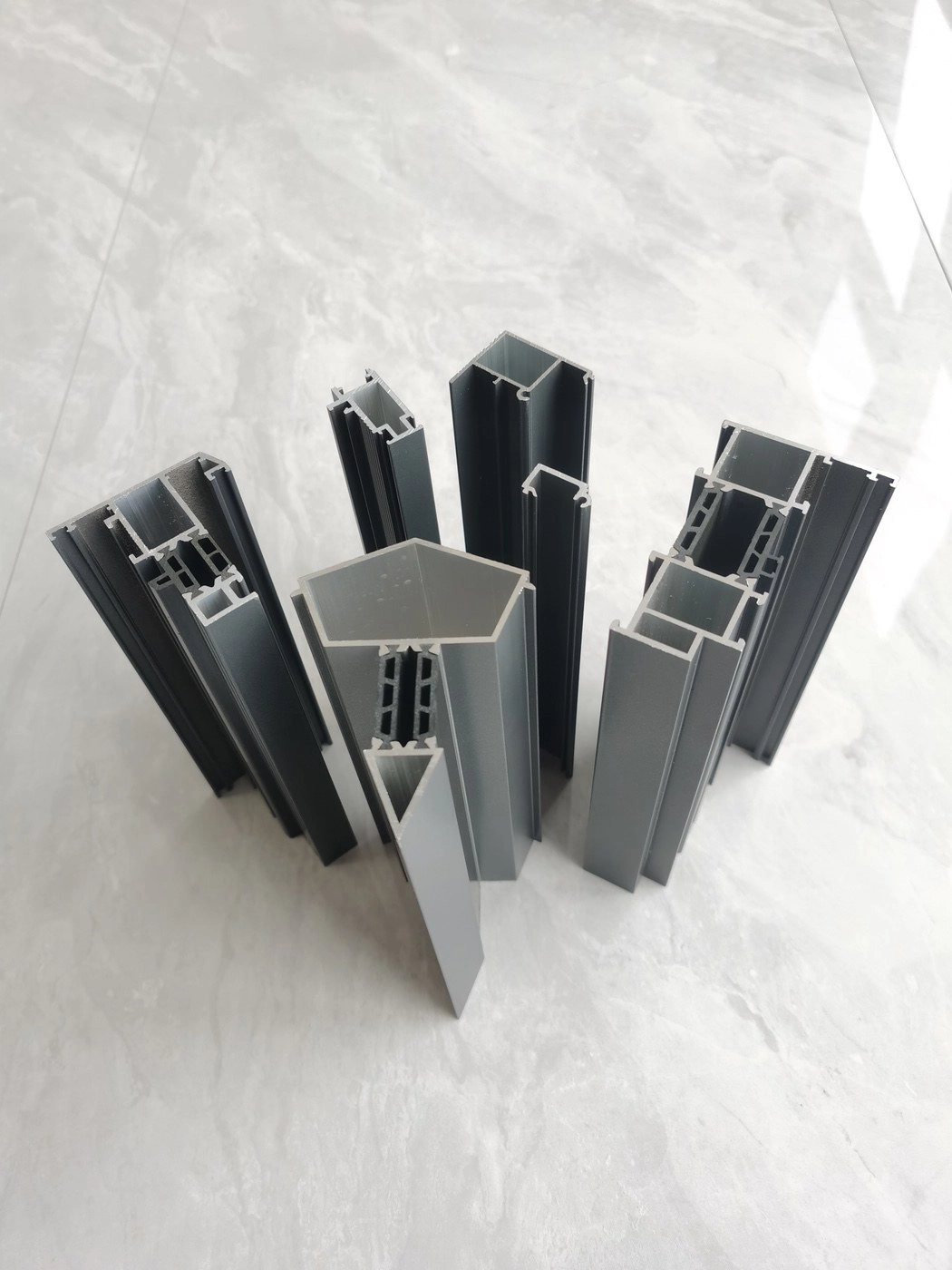 Insulated door and window profile series